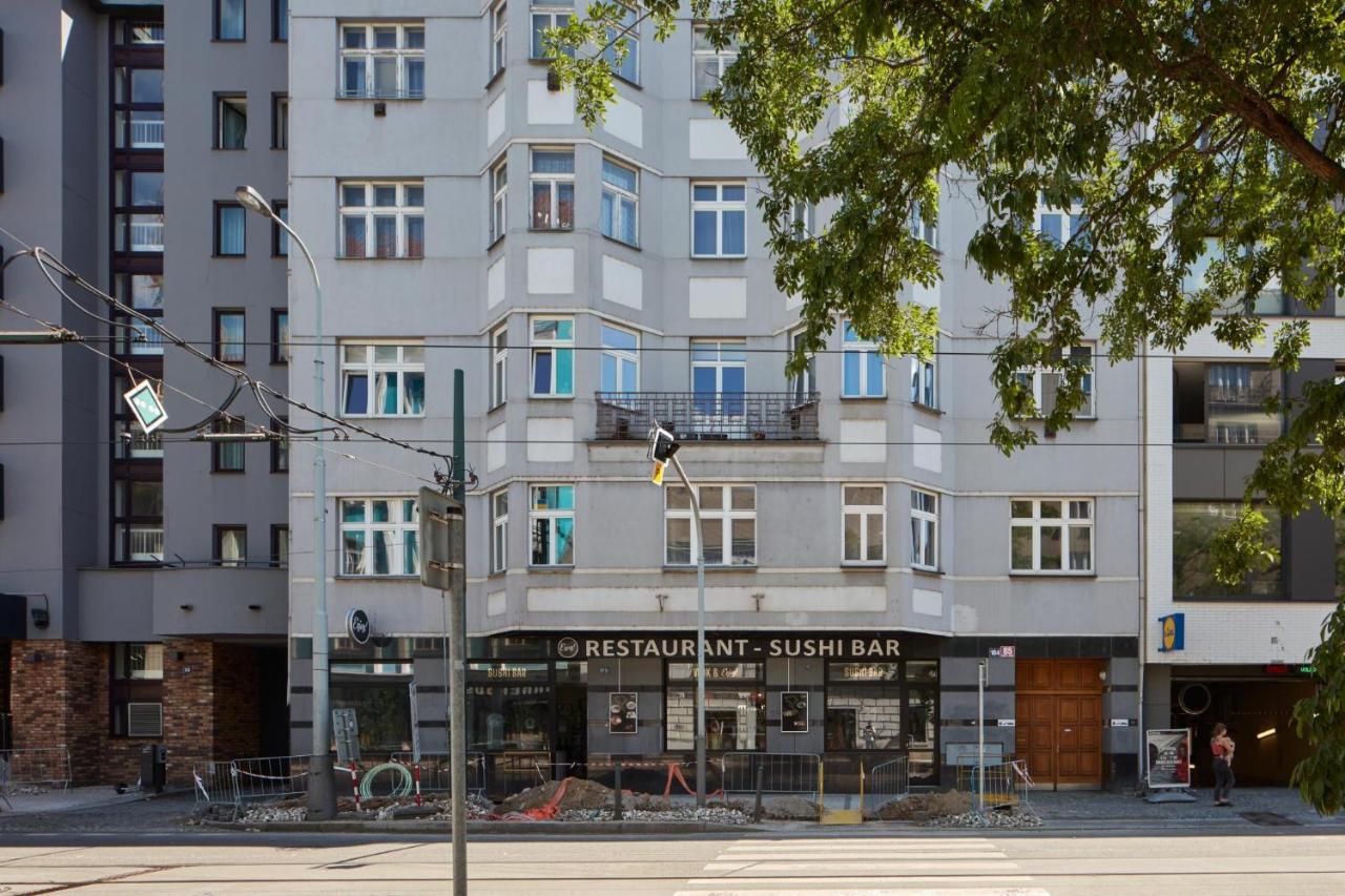 Apartment Days - Spacious 3bdr - Trendy Neighbourhood Prag